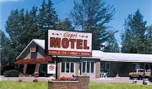 Capri Motel Mackinaw Stadt Exterior foto