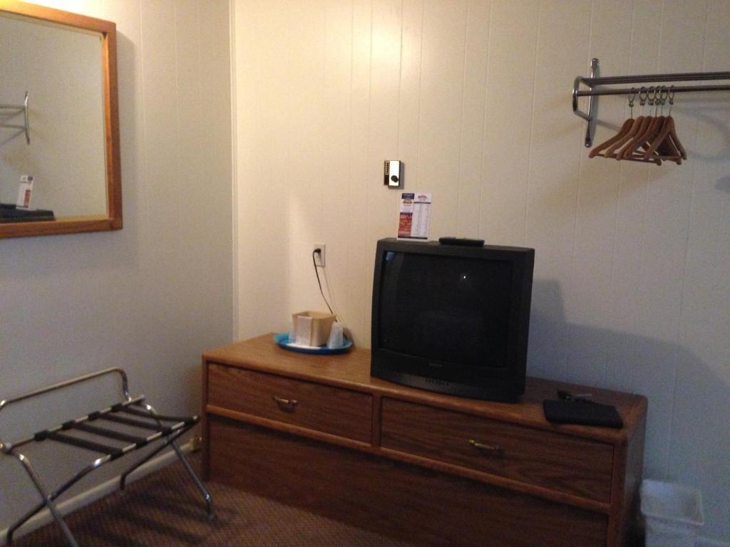 Capri Motel Mackinaw Stadt Zimmer foto